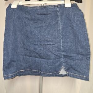 Blue Pencil Mini Skirt with Slit for Casual Wear